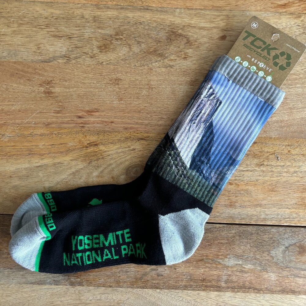 NWT - Brand new Yosemite National Park Socks - Size Medium
